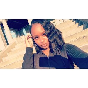 Meet your Posher, Alyssa